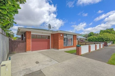 Photo of property in 74 Albert Street, Palmerston North, 4414