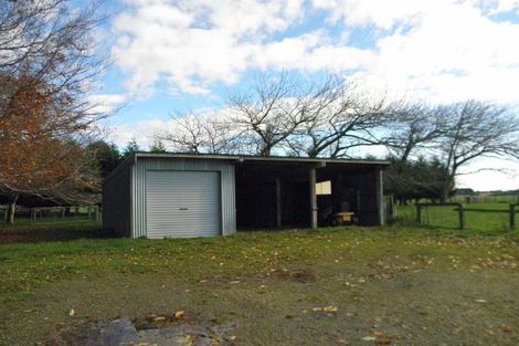 Photo of property in 398 Bay Road, West Plains, Invercargill, 9879