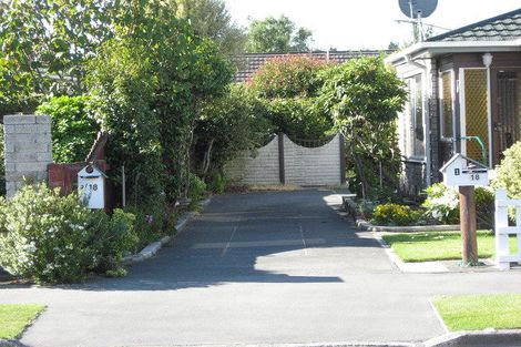 Photo of property in 2/18 Chadlington Street, Parklands, Christchurch, 8083