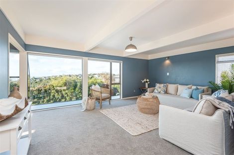 Photo of property in 2/12 Patmos Place, Mount Pleasant, Christchurch, 8081