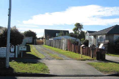 Photo of property in 5 Palmers Road, New Brighton, Christchurch, 8083