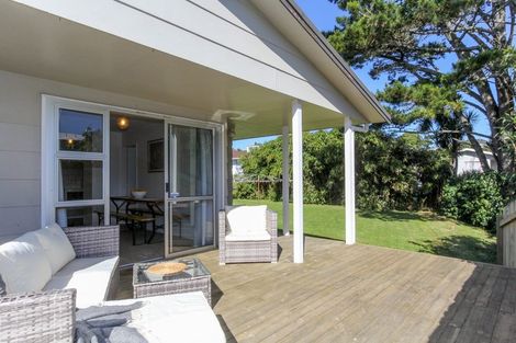 Photo of property in 119 Riversdale Drive, Merrilands, New Plymouth, 4312