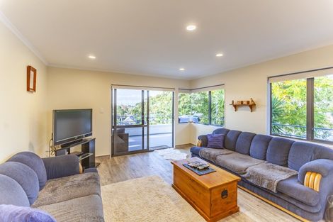 Photo of property in 37 Hetley Crescent, Taradale, Napier, 4112