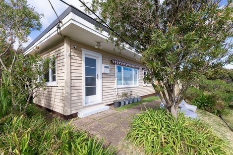Photo of property in 67 Tasman Road, Otaki Beach, Otaki, 5512