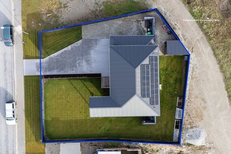 Photo of property in 27 Stratford Drive, Mount Pisa, Cromwell, 9383