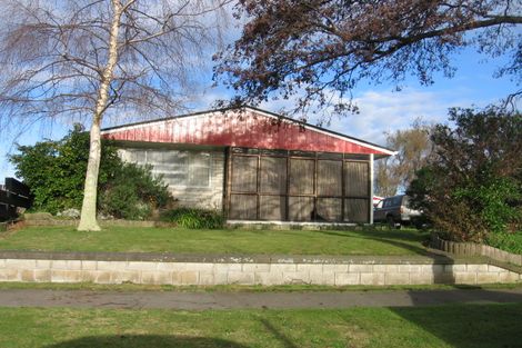 Photo of property in 22 Pinedale Parade, Milson, Palmerston North, 4414