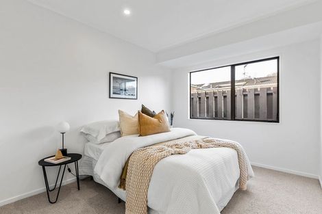 Photo of property in 5 Raddock Place, Farm Cove, Auckland, 2012