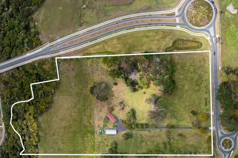 Photo of property in 1 Old Pine Valley Road, Dairy Flat, Silverdale, 0992