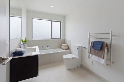 Photo of property in 1 Pinto Road, Pukekohe, 2120