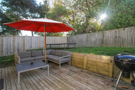 Photo of property in 40 Roberts Road, Glenfield, Auckland, 0629