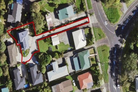 Photo of property in 40 Roberts Road, Glenfield, Auckland, 0629