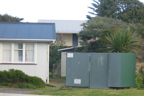 Photo of property in 37 Tasman Road, Otaki Beach, Otaki, 5512