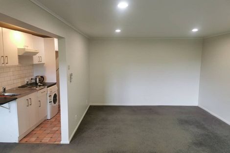 Photo of property in 22 Mulberry Street, Maungaraki, Lower Hutt, 5010