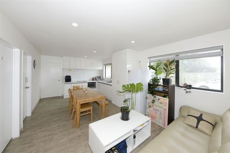 Photo of property in 48a Hooker Avenue, Bryndwr, Christchurch, 8053
