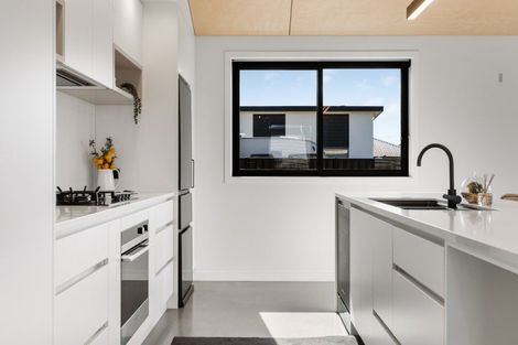 Photo of property in 3 Pepperwood Green, Albert Town, Wanaka, 9305