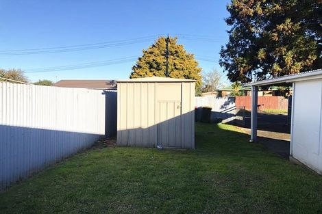 Photo of property in 1 Viola Place, Papakura, 2110