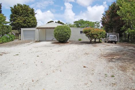 Photo of property in 263 Gibbons Road, Kaiwaka, 0573