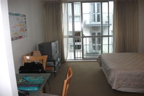 Photo of property in Terrace Heights Apartments, 2/163p The Terrace, Wellington Central, Wellington, 6011