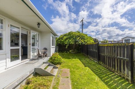 Photo of property in 26 Francis Road, Paraparaumu Beach, Paraparaumu, 5032