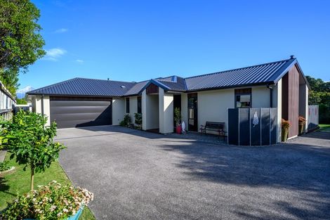 Photo of property in 30b Redwood Crescent, Hurdon, New Plymouth, 4310