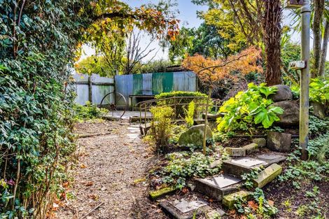 Photo of property in 16 Bridger Place, Eltham, 4322