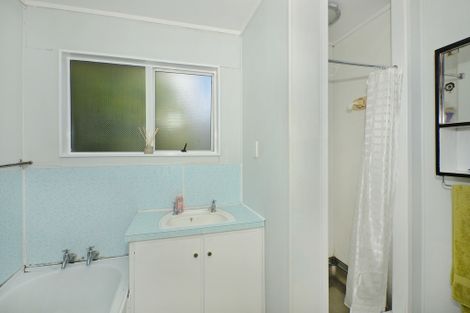 Photo of property in 11 Nottingham Street, Karori, Wellington, 6012