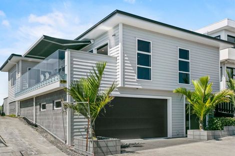 Photo of property in 9a Bayly Road, Moturoa, New Plymouth, 4310