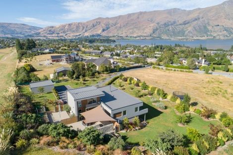 Photo of property in 27 Ridgecrest, Wanaka, 9305
