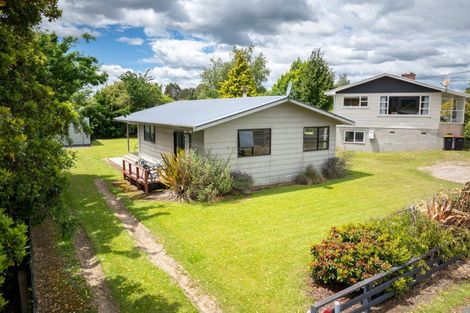 Photo of property in 4 Pompolona Street, Te Anau, 9600