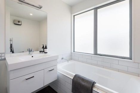 Photo of property in 109 Infinity Drive, Wanaka, 9305