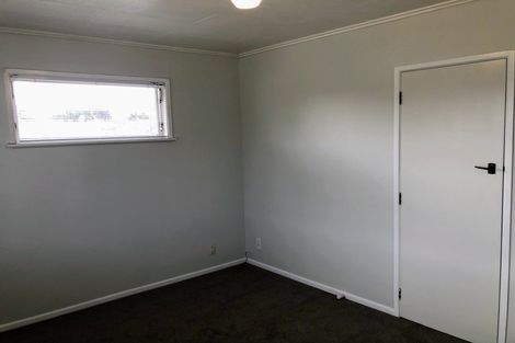 Photo of property in 22 Gossamer Drive, Pakuranga Heights, Auckland, 2010