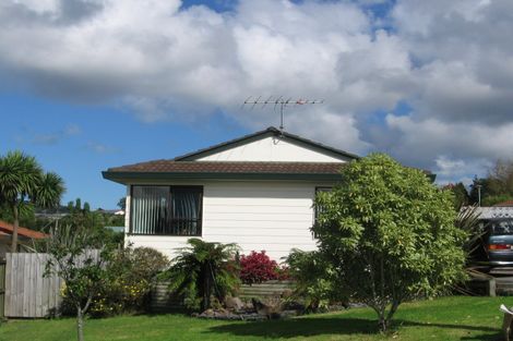 Photo of property in 190 Solar Road, Glen Eden, Auckland, 0602