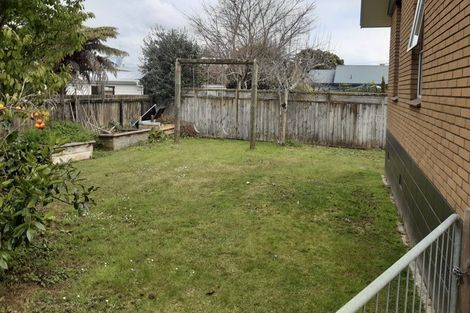 Photo of property in 2 Gilchrist Place, Cambridge, 3434