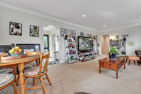 Photo of property in 43a Sheridan Crescent, Leamington, Cambridge, 3432