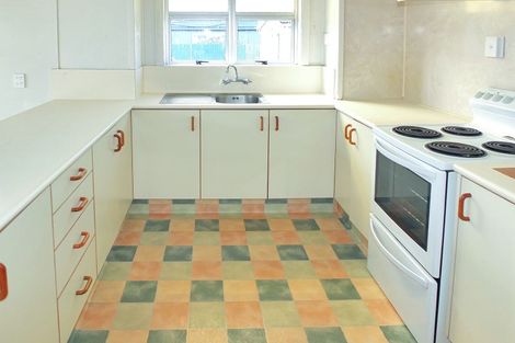 Photo of property in 23 Pratt Avenue, Foxton Beach, Foxton, 4815