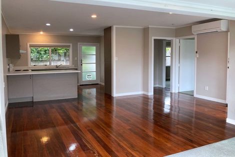 Photo of property in 2/32 Sydney Street, Hauraki, Auckland, 0622