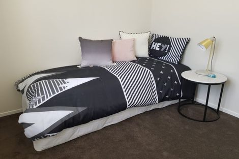 Photo of property in 37 Bellbird Street, Papakura, 2110