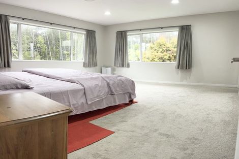 Photo of property in 68 Harrowglen Drive, Northcross, Auckland, 0630
