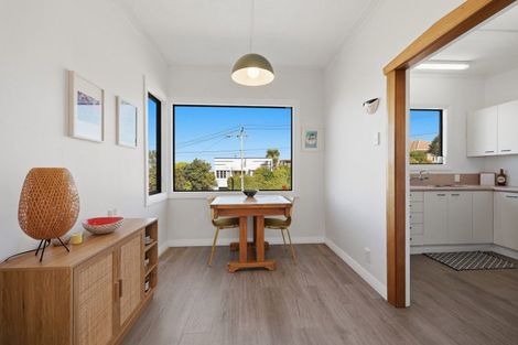 Photo of property in 76 Middleton Road, Kew, Dunedin, 9012