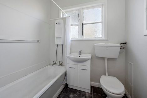 Photo of property in 18 Wallace Crescent, Glenholme, Rotorua, 3010