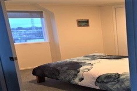 Photo of property in 12/72e Devonport Road, Tauranga, 3110