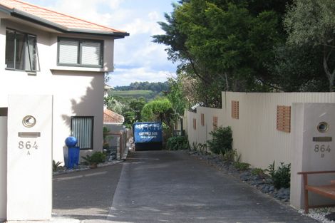Photo of property in 1/864 East Coast Road, Northcross, Auckland, 0630