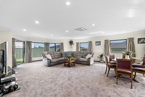 Photo of property in 11 Desmond Place, Bell Block, New Plymouth, 4312