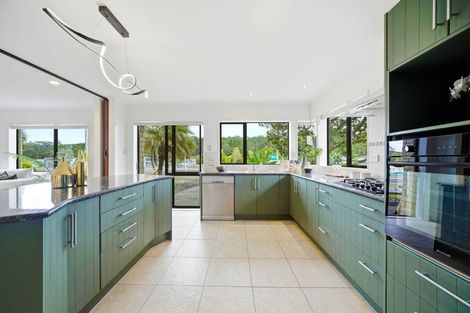Photo of property in 1 William Gamble Drive, Greenhithe, Auckland, 0632
