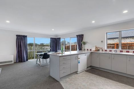 Photo of property in 13 Pohutukawa Grove, Titahi Bay, Porirua, 5022