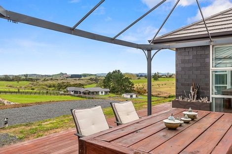Photo of property in 98 Vineyard Road, Te Kauwhata, 3782