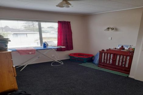 Photo of property in 2/62 Weymouth Road, Manurewa, Auckland, 2102