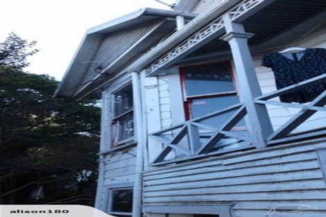 Photo of property in 13 Mortimer Terrace, Aro Valley, Wellington, 6021