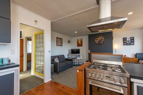 Photo of property in 52 Raukawa Street, Strathmore Park, Wellington, 6022