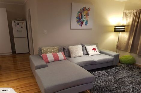 Photo of property in 67 Stanley Road, Glenfield, Auckland, 0629